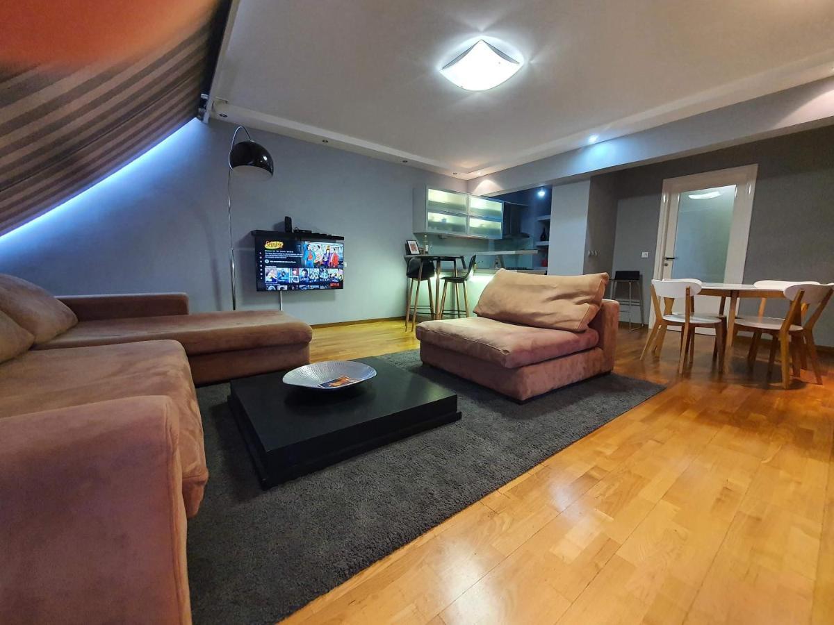 サラエヴォAmazing Penthouse Old Townアパートメント エクステリア 写真