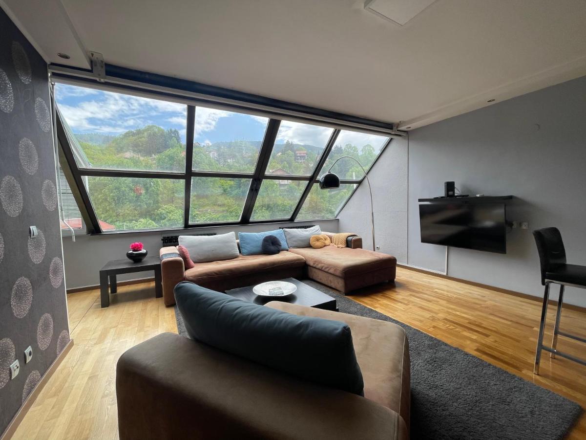 サラエヴォAmazing Penthouse Old Townアパートメント エクステリア 写真
